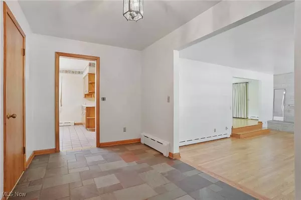 4780 Topper Hill DR, Liberty, OH 44425