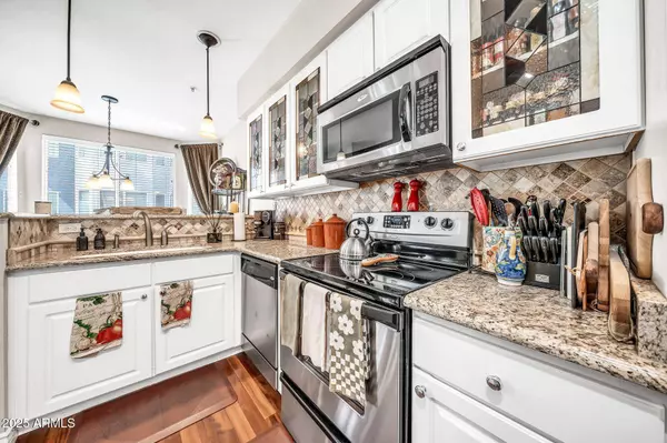 3633 N 3rd Avenue #2102, Phoenix, AZ 85013