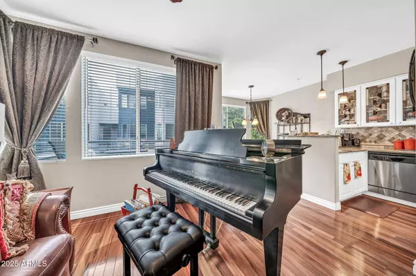 3633 N 3rd Avenue #2102, Phoenix, AZ 85013