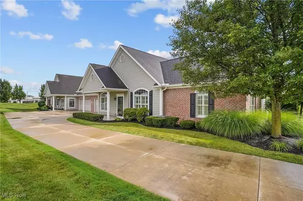 4300 Westford #15A, Canfield, OH 44406