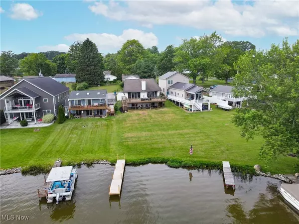 32632 Wooddale DR, Lisbon, OH 44432