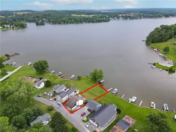 32632 Wooddale DR, Lisbon, OH 44432