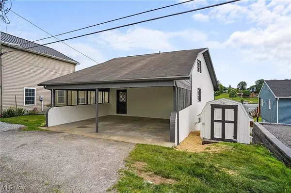 32632 Wooddale DR, Lisbon, OH 44432