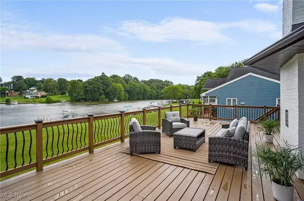 32632 Wooddale DR, Lisbon, OH 44432