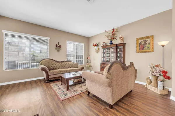 4606 W Paseo Way, Laveen, AZ 85339