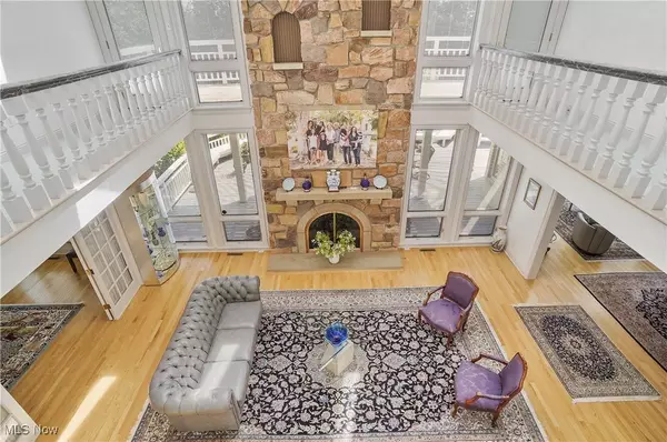 5391 Muirfield DR, Canfield, OH 44406