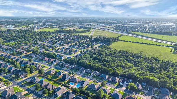 309 SE Eaton St, Bentonville, AR 72712