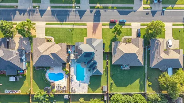 309 SE Eaton St, Bentonville, AR 72712