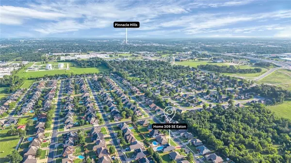 309 SE Eaton St, Bentonville, AR 72712