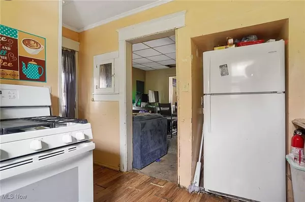 201-203 W Clark ST, East Palestine, OH 44413