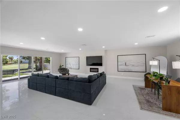 3482 Pueblo WAY, Las Vegas, NV 89169