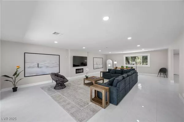 3482 Pueblo WAY, Las Vegas, NV 89169