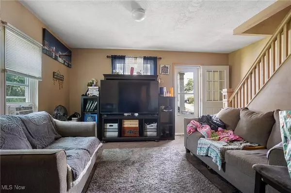 201-203 W Clark ST, East Palestine, OH 44413