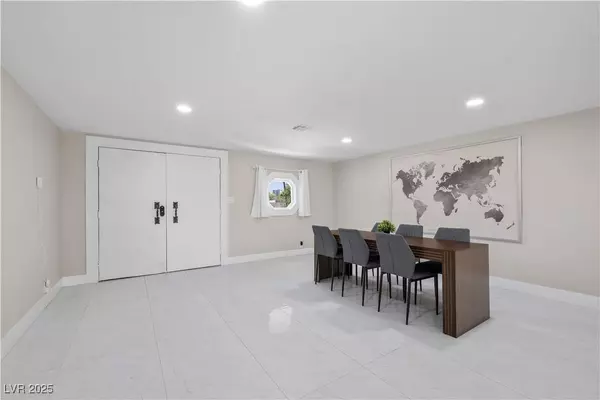 3482 Pueblo WAY, Las Vegas, NV 89169