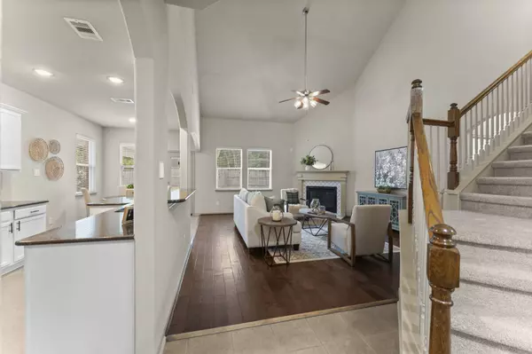 154 Black Swan PL, The Woodlands, TX 77354