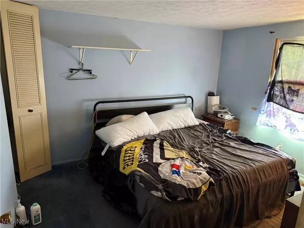 814 Florida AVE, Mcdonald, OH 44437