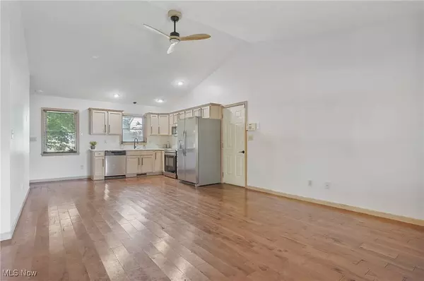 1743 Ansley WAY, Salem, OH 44460