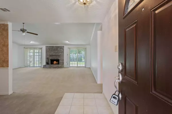 3422 Acorn Springs LN, Spring, TX 77389