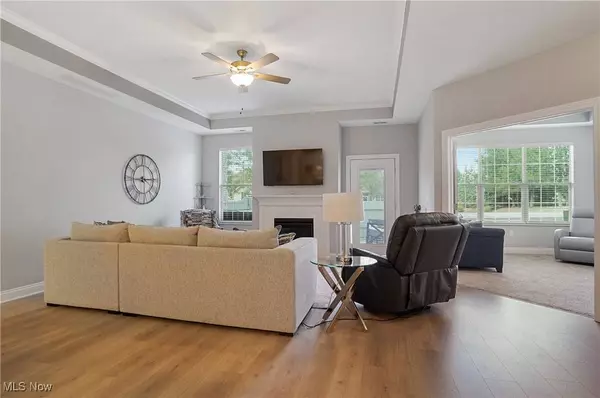 9264 Sharrott RD #1702, Poland, OH 44514