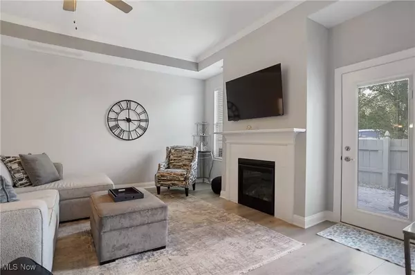 9264 Sharrott RD #1702, Poland, OH 44514