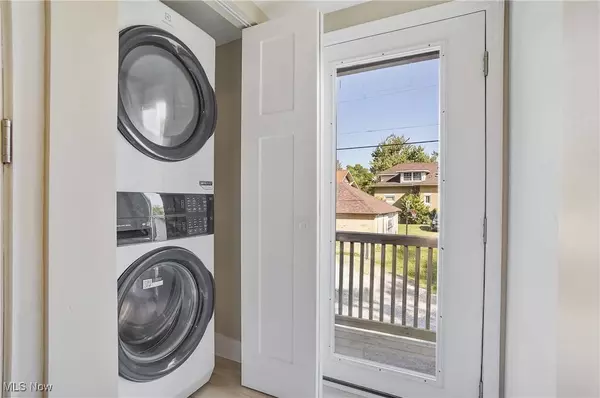 540 W Oregon AVE #1/2, Sebring, OH 44672