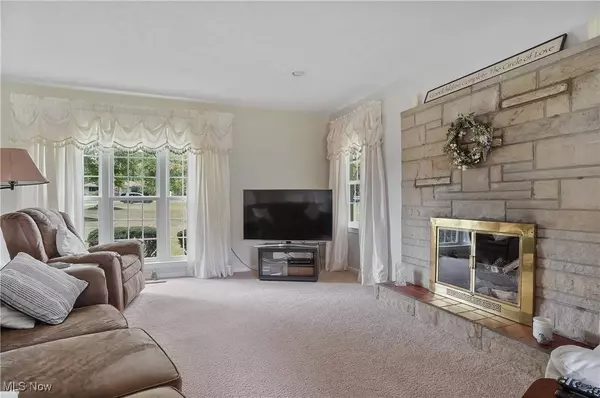 667 North RD SE, Warren, OH 44484