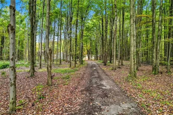 6174 US Route 6, Pierpont, OH 44082