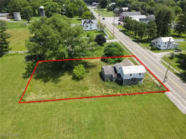 15862 W Akron Canfield RD, Berlin Center, OH 44401