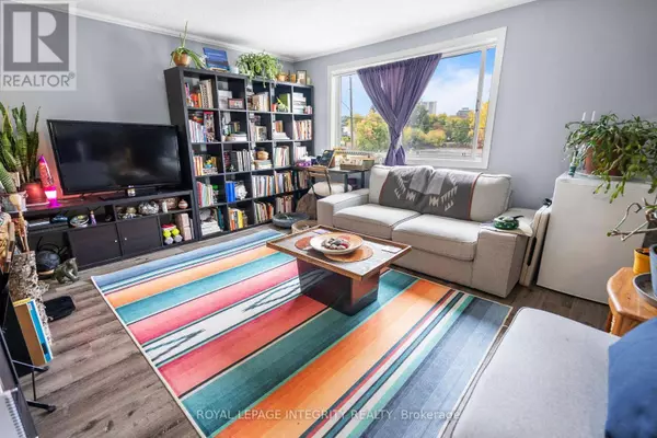 215 BARIBEAU STREET, Ottawa, ON K1L7R5