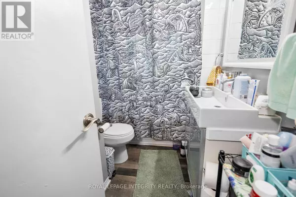 215 BARIBEAU STREET, Ottawa, ON K1L7R5