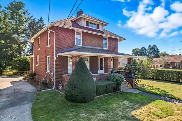 728 E Broad ST, Louisville, OH 44641