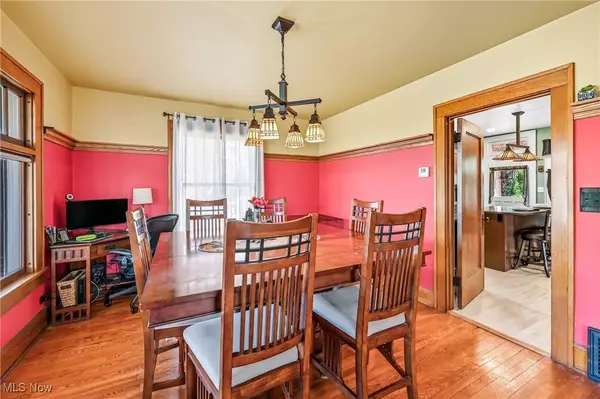 728 E Broad ST, Louisville, OH 44641