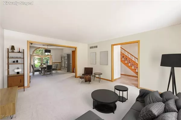 80 Squires CT, Canfield, OH 44406