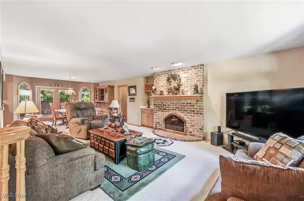 80 Squires CT, Canfield, OH 44406