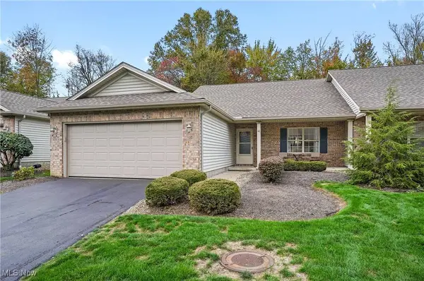 6695 Clingan RD #10, Poland, OH 44514