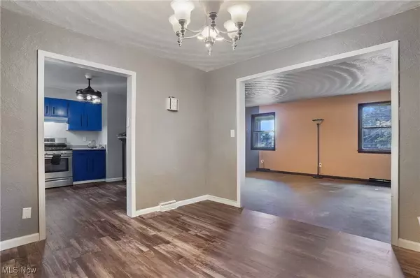 2476 Lisbon ST, East Liverpool, OH 43920