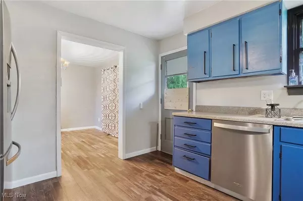 2476 Lisbon ST, East Liverpool, OH 43920