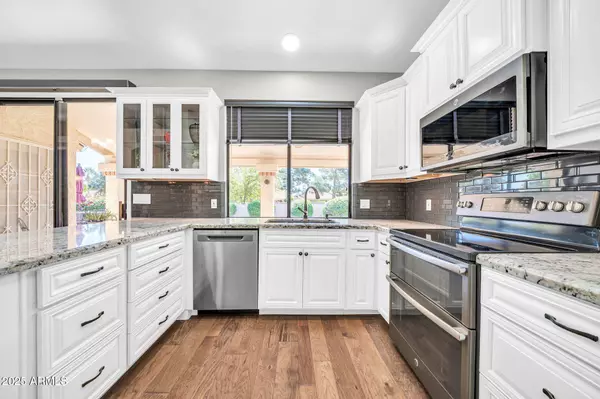 9551 W Sierra Pinta Drive, Peoria, AZ 85382