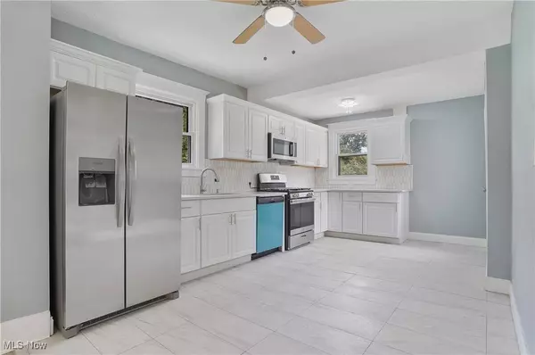 7085 Youngstown Pittsburgh RD, Poland, OH 44514