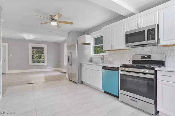 7085 Youngstown Pittsburgh RD, Poland, OH 44514