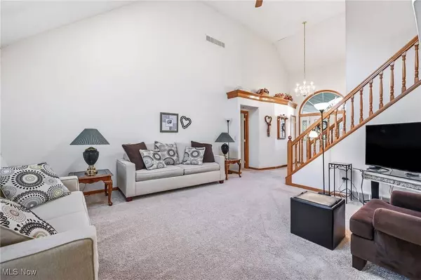 1925 N Lipkey RD, North Jackson, OH 44451