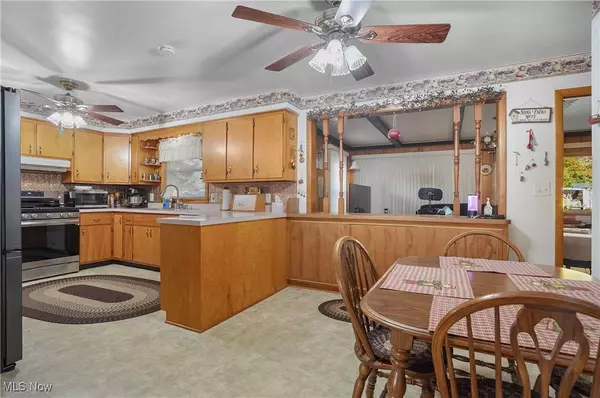 620 Thomas RD, Lisbon, OH 44432