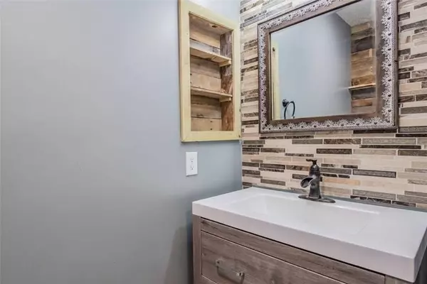 11 Wolviston Cir, Bella Vista, AR 72714