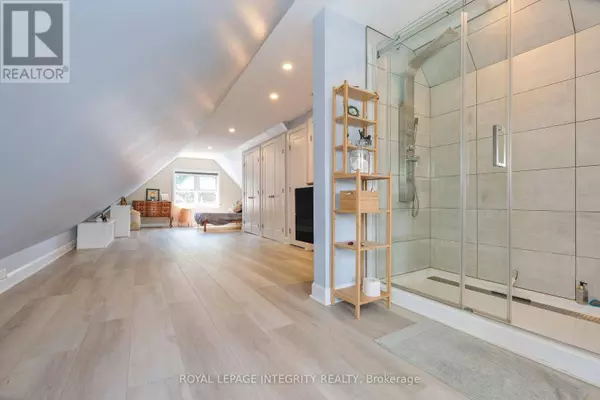 93 HAMILTON AVENUE N, Ottawa, ON K1Y1B8