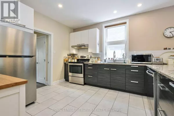 93 HAMILTON AVENUE N, Ottawa, ON K1Y1B8