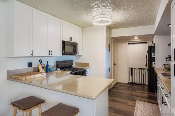 3995 Camino Lindo, San Diego, CA 92122