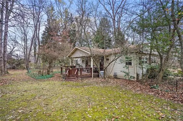 13627 Market ST, North Lima, OH 44452