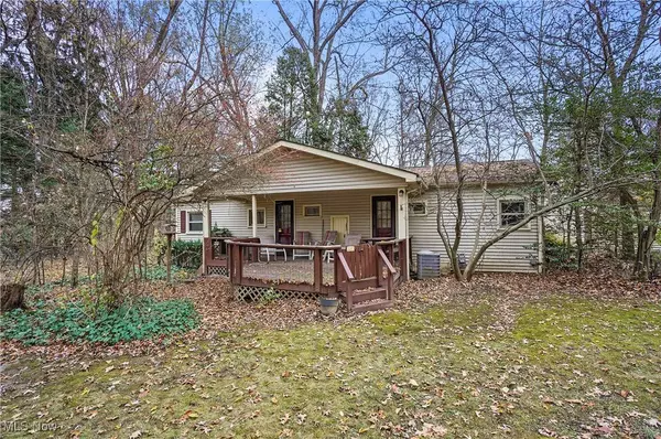 13627 Market ST, North Lima, OH 44452