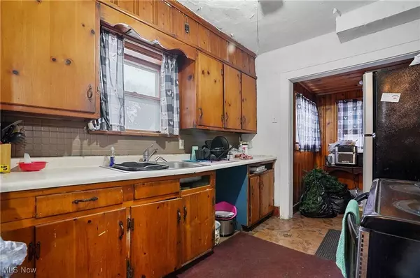 110 S Maryland AVE, Youngstown, OH 44509