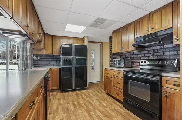 3407 US Route 422, Southington, OH 44470